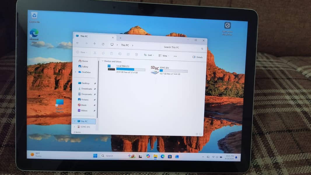 Microsoft Surface Go 2 4