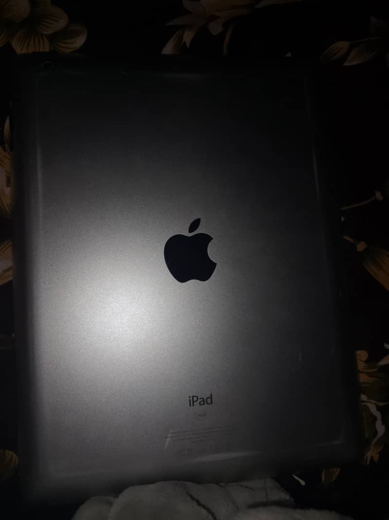 Apple Ipad(model)_(storage)_good condition 3