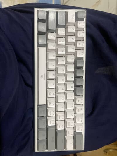 Redragon k617