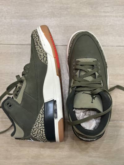 Air Jordan 3 Retro Medium Olive