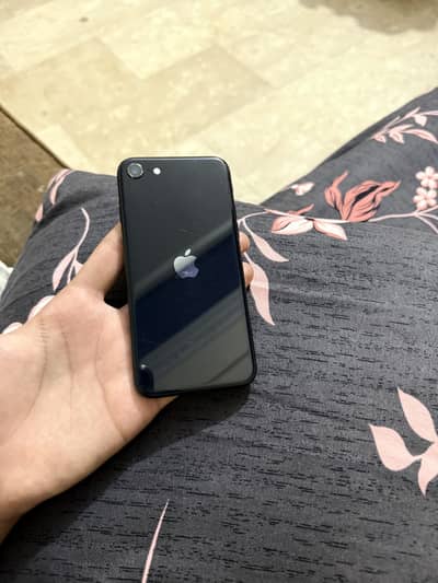 “URGENT SALE IPHONE SE 2022 NON PTA JV FOR SALE IN CHEAP RATS”