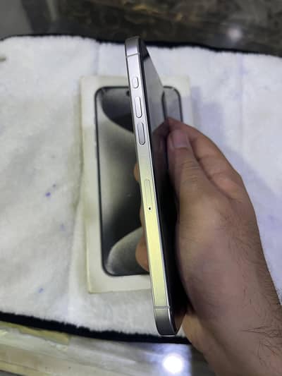 Apple iPhone 15 Pro Max