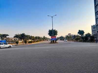 Chance Deal Plot for sale in Al-Ghaffar Society