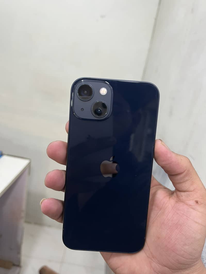 Apple iPhone 13 1