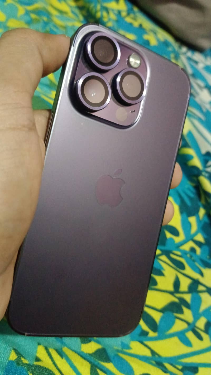 iPhone 14 Pro 0