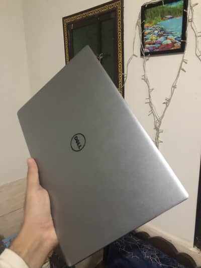 Core i5 8th gen 8GB Ram 256 GB SSD