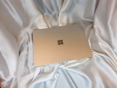 Microsoft Surface Laptop go Core i5 10th generation 8gb 256gb
