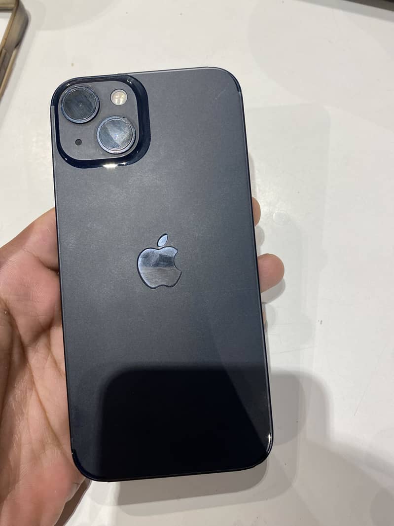 Apple iPhone 13 2
