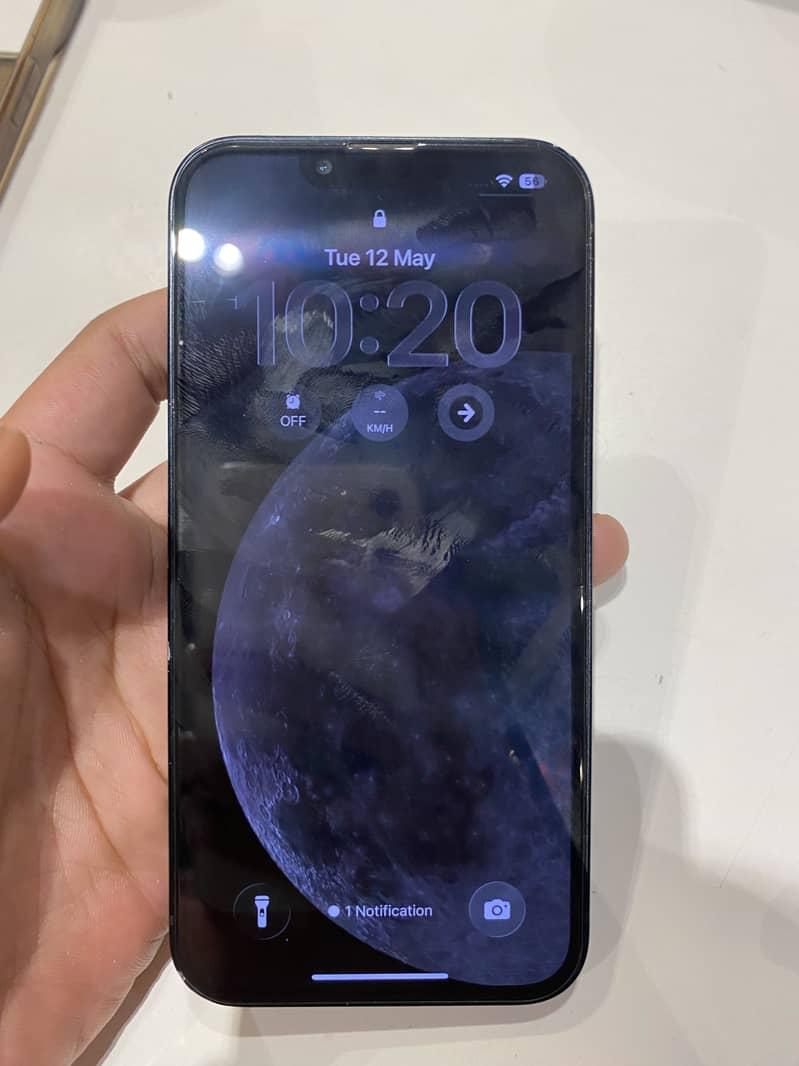 Apple iPhone 13 4