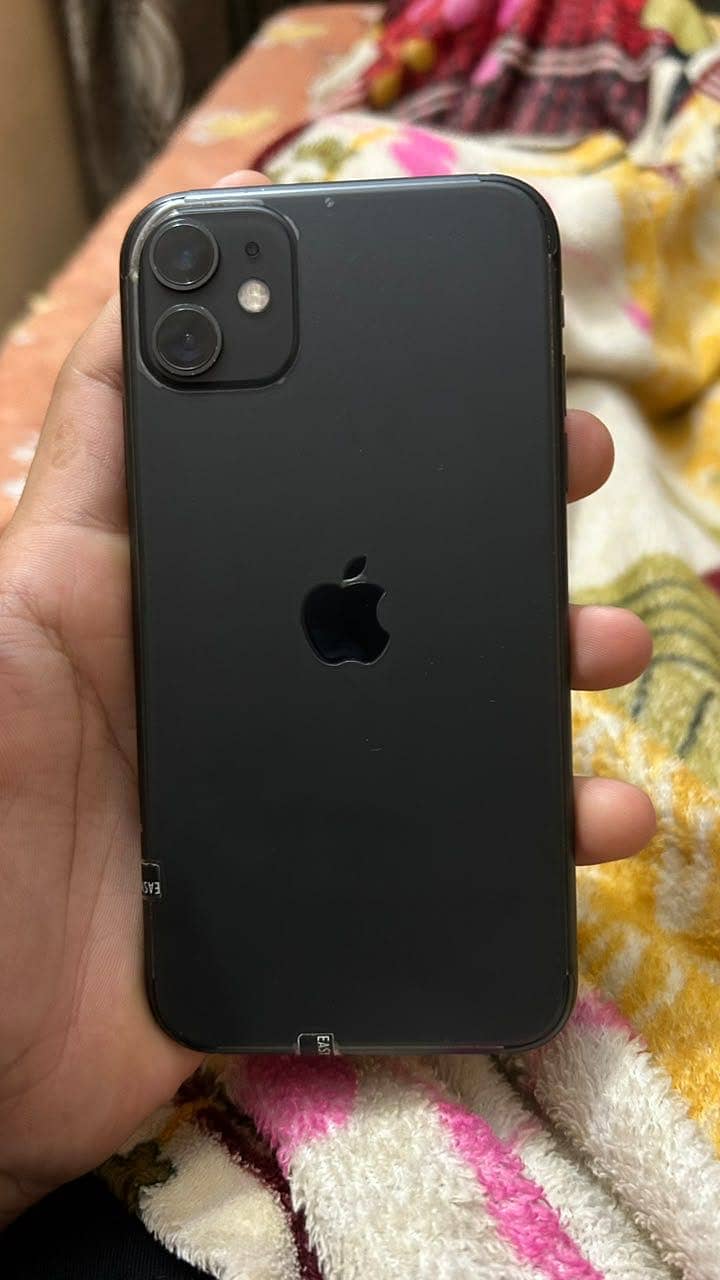 Apple iPhone 11 4