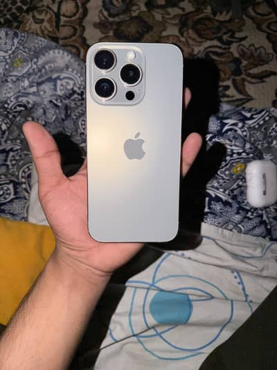 Apple iPhone 15 Pro