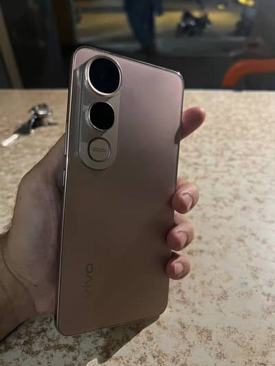 Vivo V50 Lite