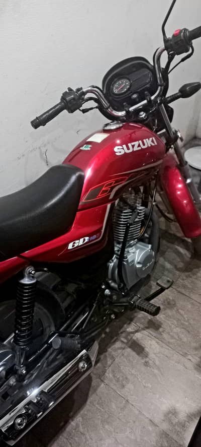 SUZUKI 110s