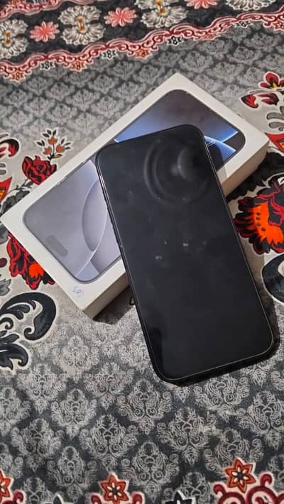 Apple iPhone 16 Pro Max