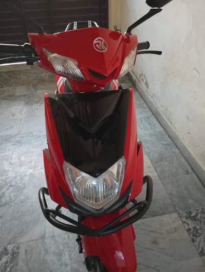 Electric scooty