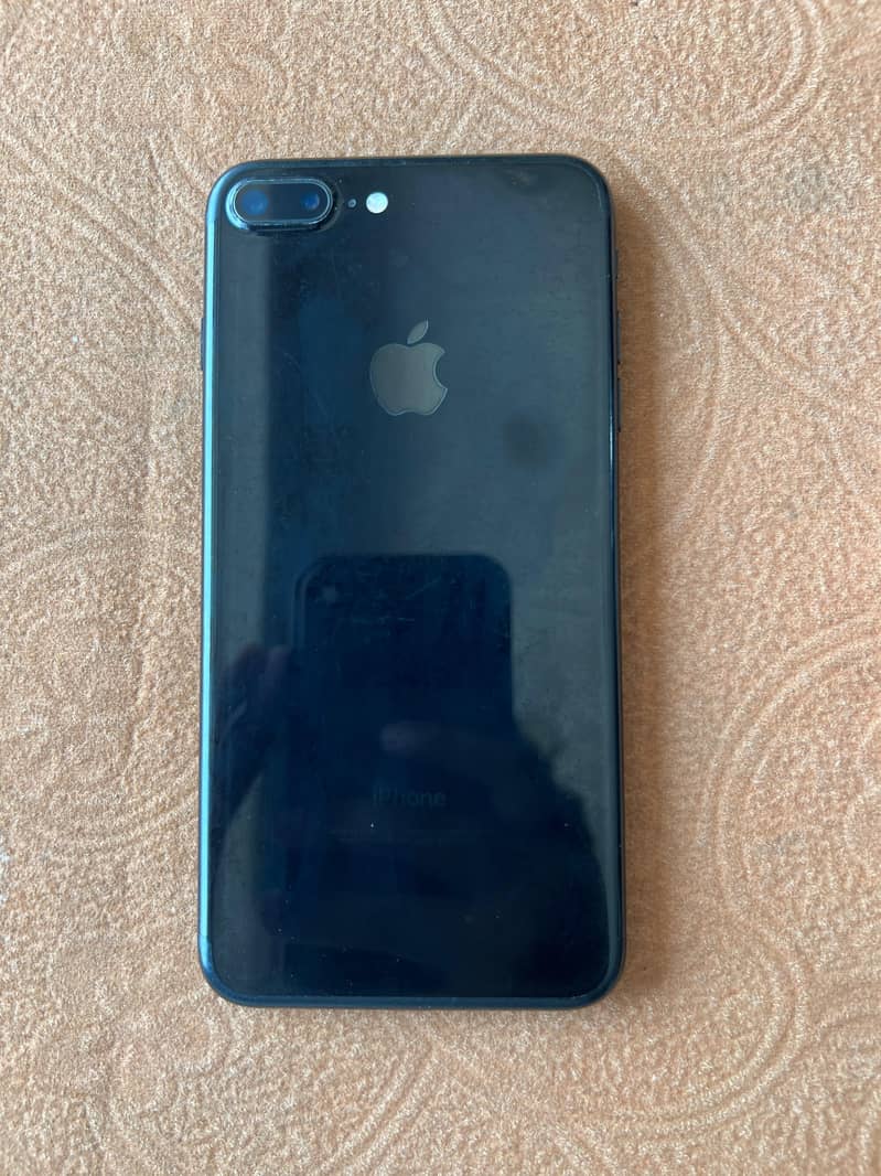 Apple iPhone 7 Plus 0