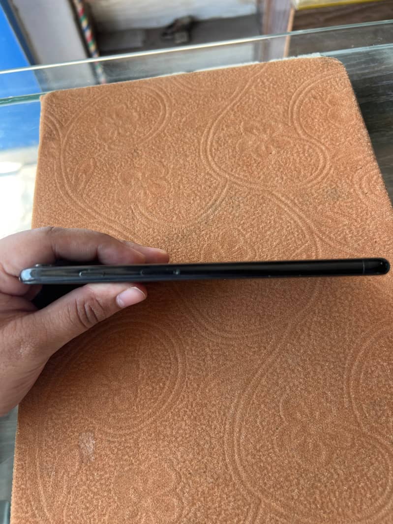 Apple iPhone 7 Plus 2