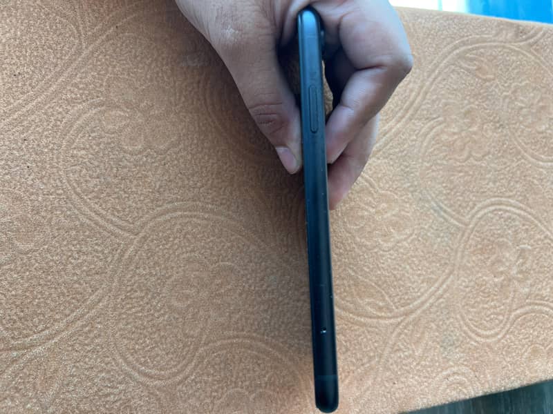 Apple iPhone 7 Plus 4