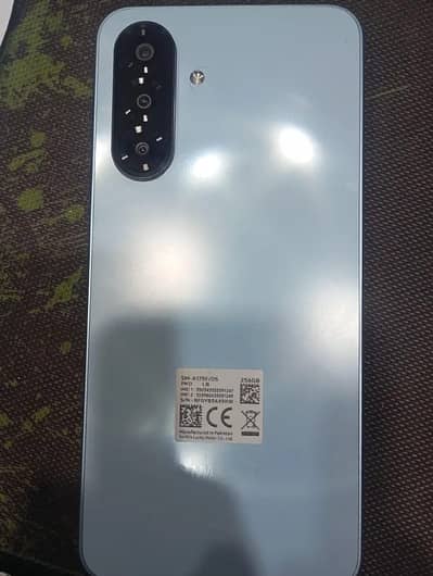 Samsung Galaxy A17 (8GB / 256GB) – Mint Condition – In Warranty
