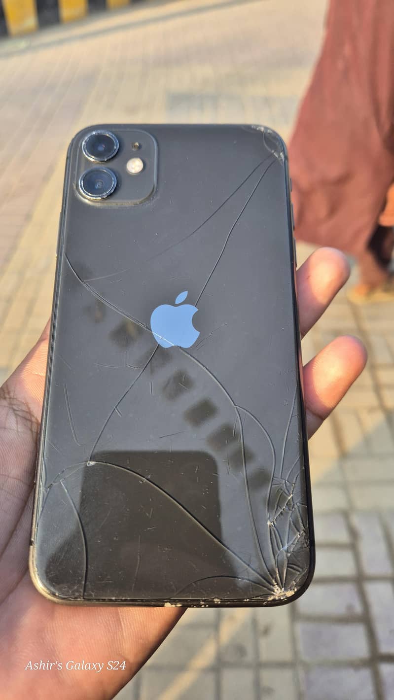 Apple iPhone 11 0