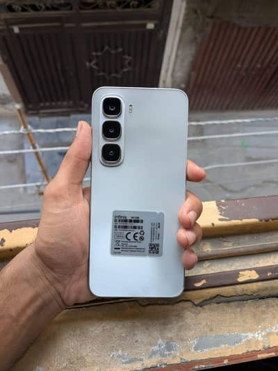 Infinix Hot 60i