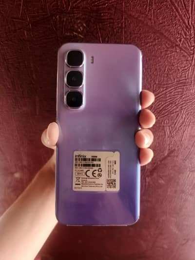 Infinix hot 60 pro plus   8/256