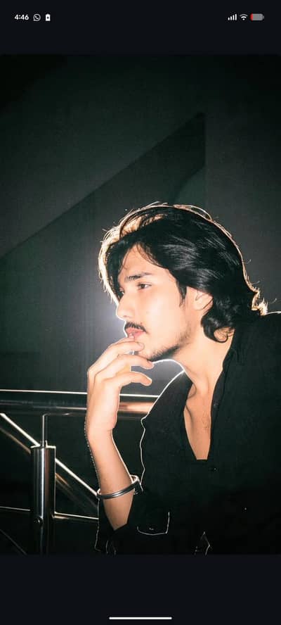 mujha just b job zarort ha bahria twon ma phase 7 phase 8 ma.