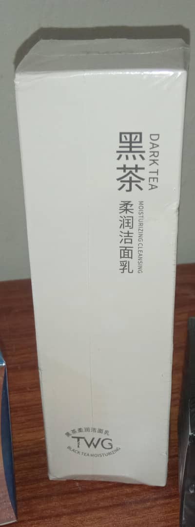 Dark tea Face cleanser