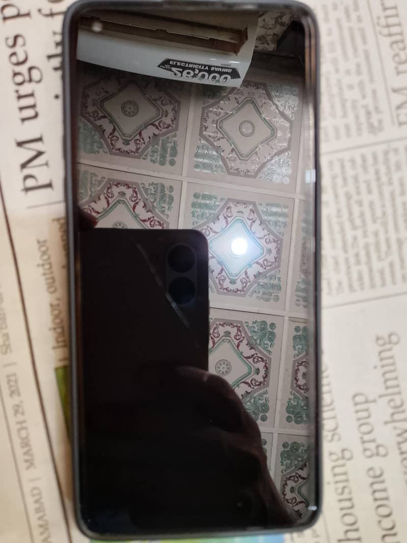 One Plus 8T 1