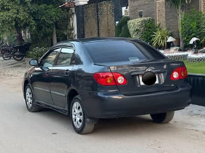 Toyota Corolla Se Saloon Auto