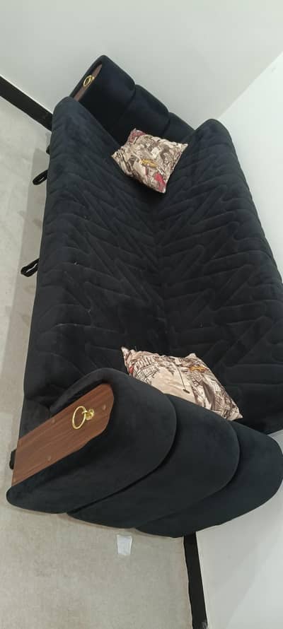 sofa combed