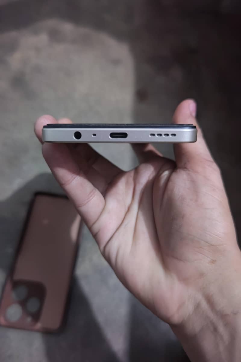 Realme Note 70 9