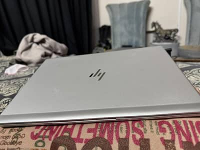 Hp elitebook 830 Touchscreen  g6 core i5 8th gen
