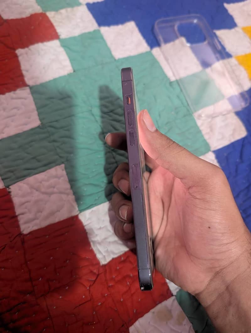 Iphone 14 pro max 3