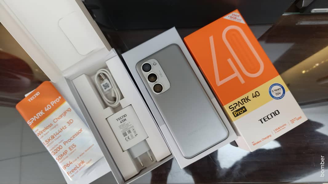 Tecno Spark 40 pro plus 3