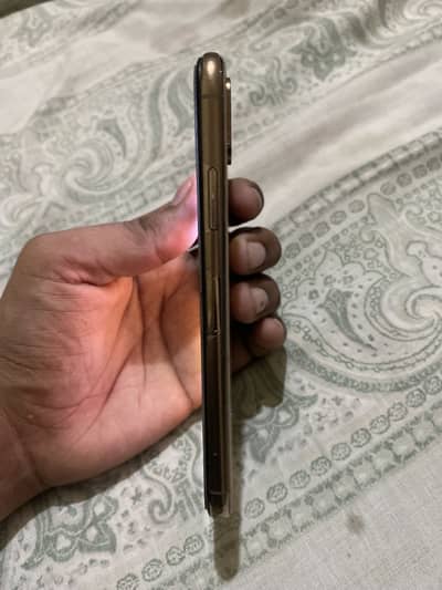 Apple iPhone XS