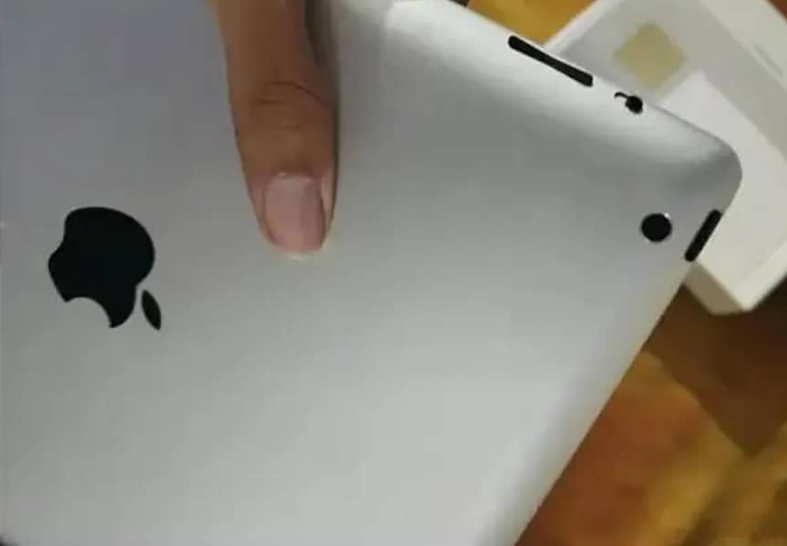 IPAD 4TH GENERATION 6