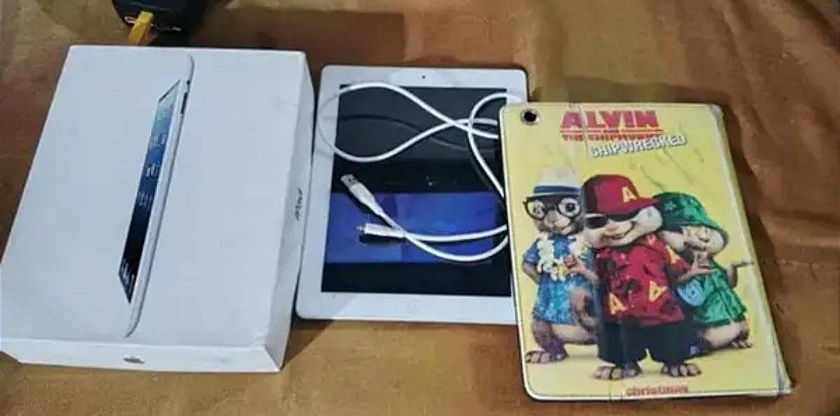 IPAD 4TH GENERATION 11