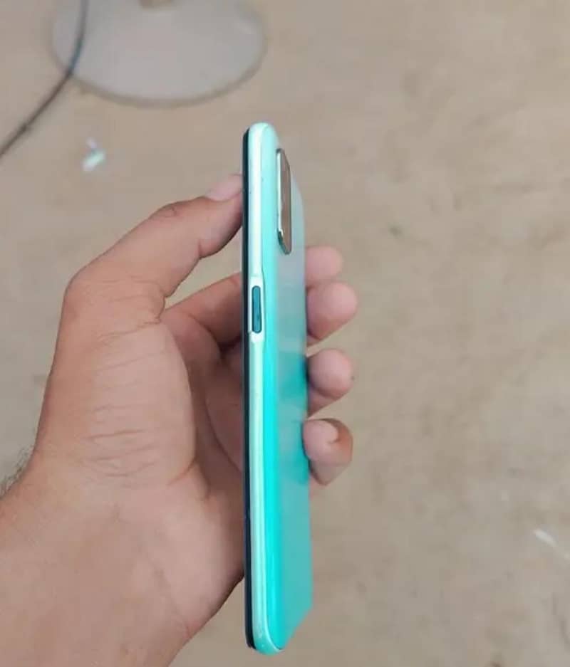 OPPO A52 3