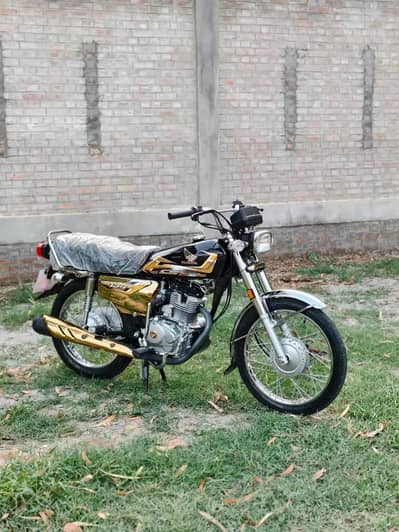 Honda CG 125 Gold Edition 2026 Model