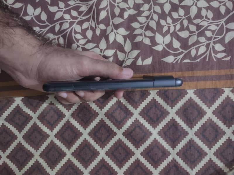 Google Pixel 8 3