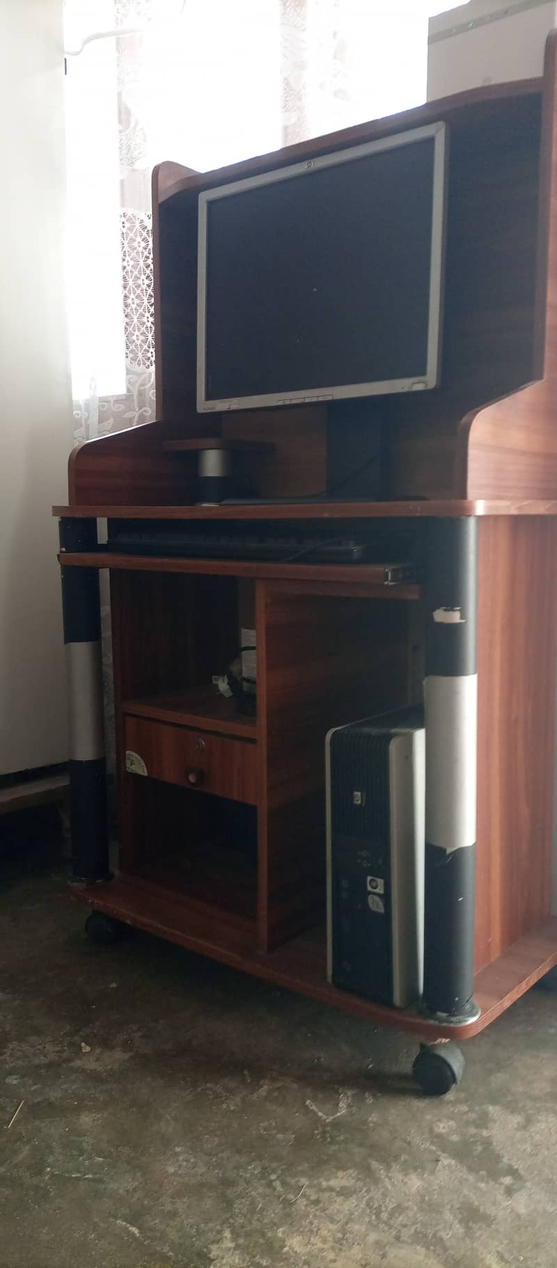 Computer trolley 1