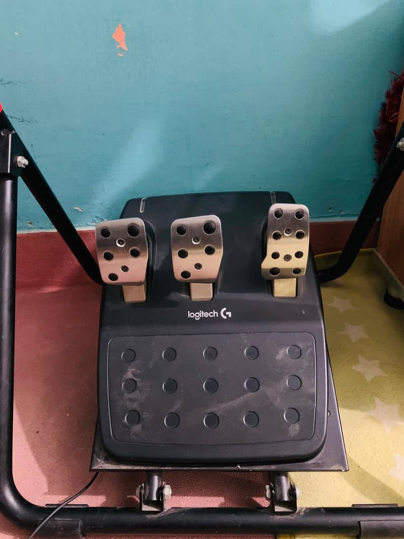 Logitech g29 + shifter + stand complete setup 4