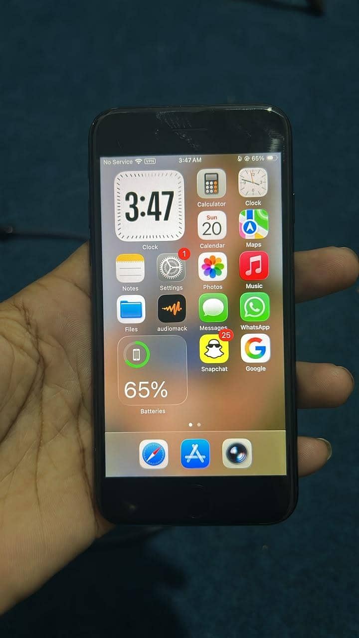 Apple iPhone SE 0
