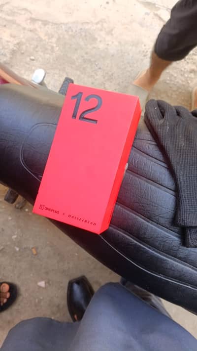 OnePlus 12 16/512GB | 10/10 | Non-PTA | 2 Month Sim Time Available