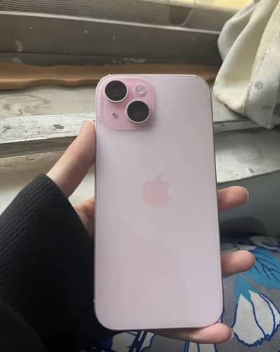 iPhone 15 ( 4 months sim working )