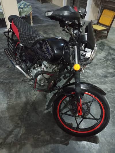 Suzuki GS 150 SE
