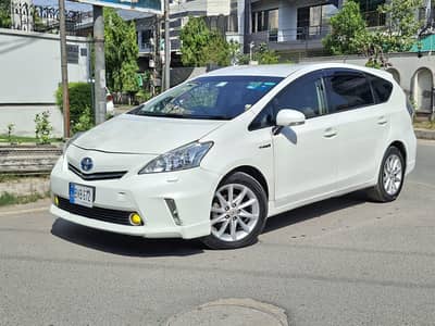 Toyota Prius Alpha Sports Version Full option 2012/2016 | Urgent Sale