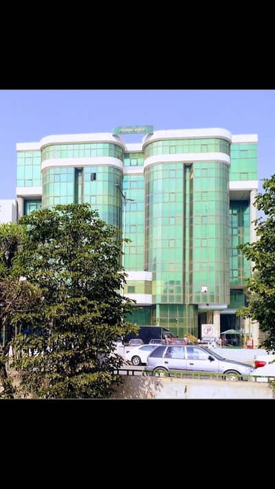 Office Available for rent on shahra-e-faisal