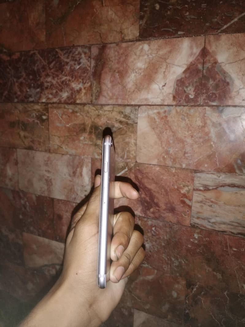 Apple iPhone 6 1